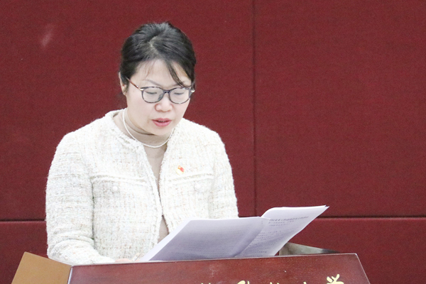 c246bd2c62b74a1d9f945418a82d8f71.jpg 第二巡视组组长王晓娟传达巡视工作要求_副本.jpg